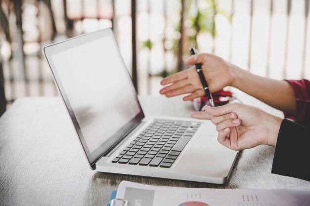 hand pen laptop
